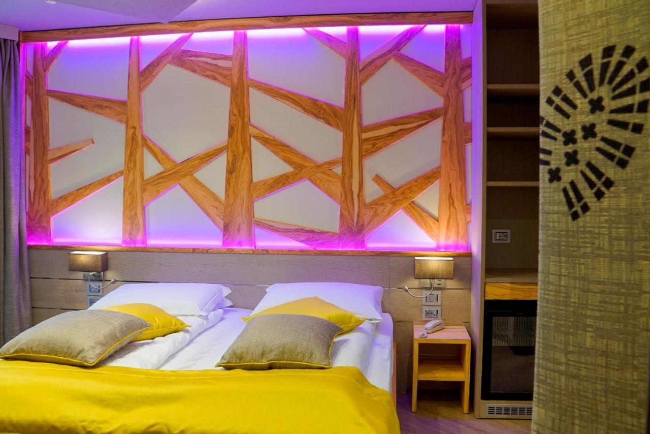 Aktivhotel Santalucia 토르볼레 외부 사진